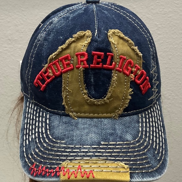 TRUE RELIGION CAP - Picture 3 of 7